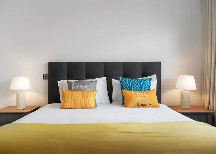 Amparo Ii By An Island * פונשל