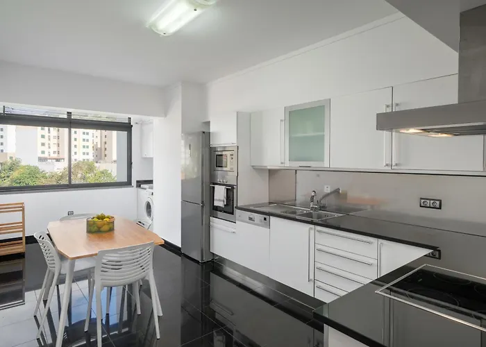 Amparo Ii By An Island דירה *