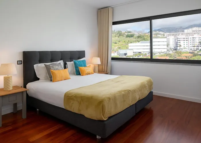 Amparo Ii By An Island Apartamento Funchal (Madeira)