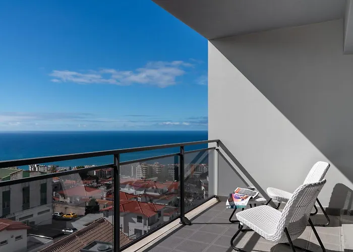 Amparo Ii By An Island דירה