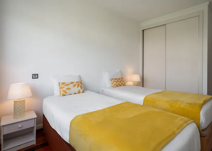 Amparo Ii By An Island דירה