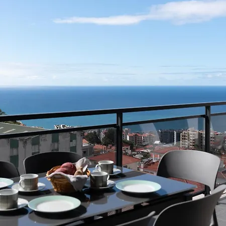 Amparo Ii By An Island Apartment Funchal (Madeira)